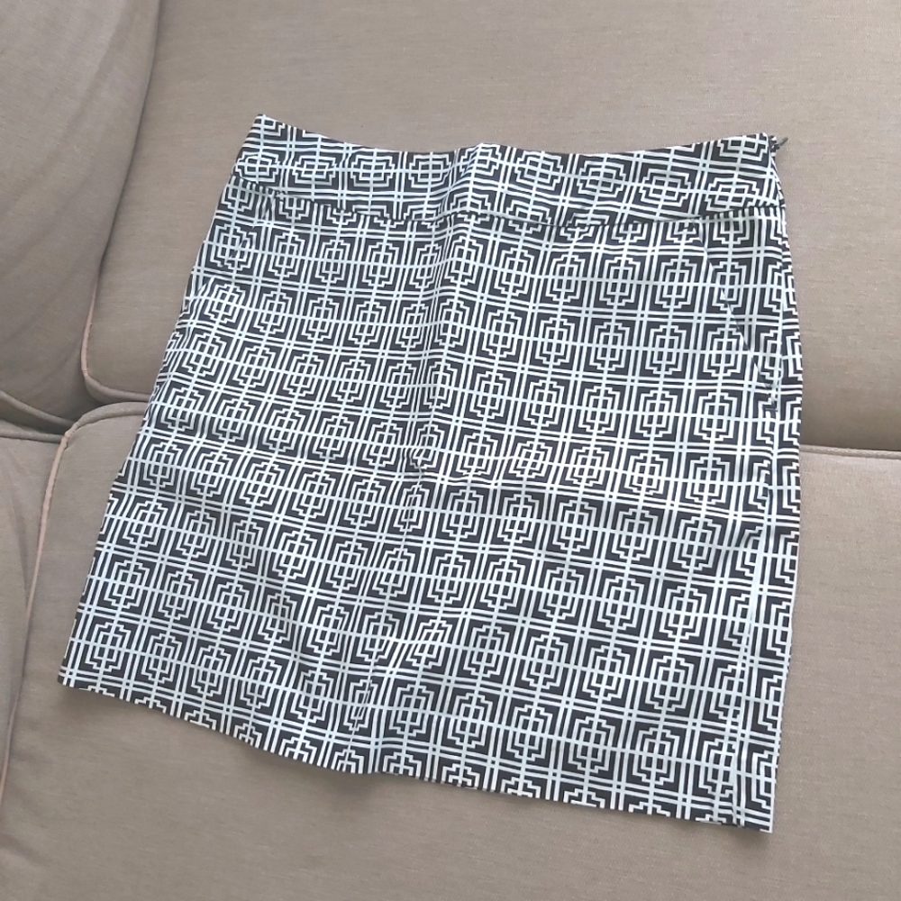 Alfred Sung black white skirt